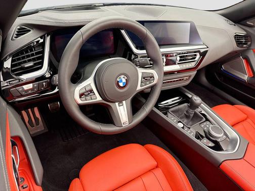 2025 BMW Z4 M40i