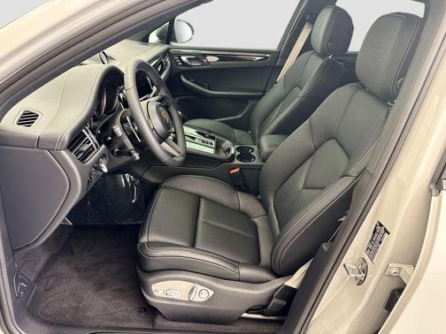 Chalk 2026 Porsche Macan Macan