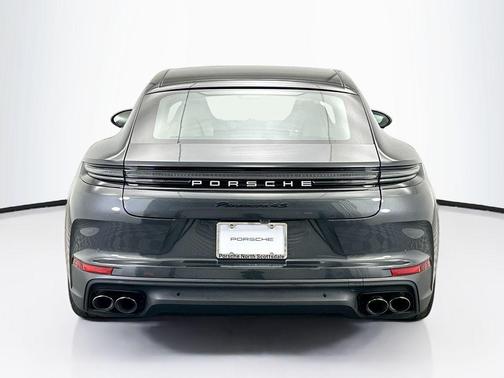 2026 Porsche Panamera 4S