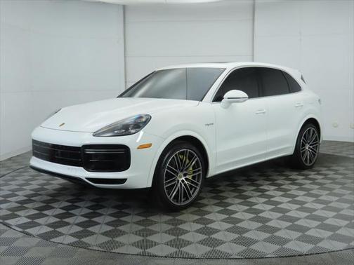 2021 Porsche Cayenne E-Hybrid S
