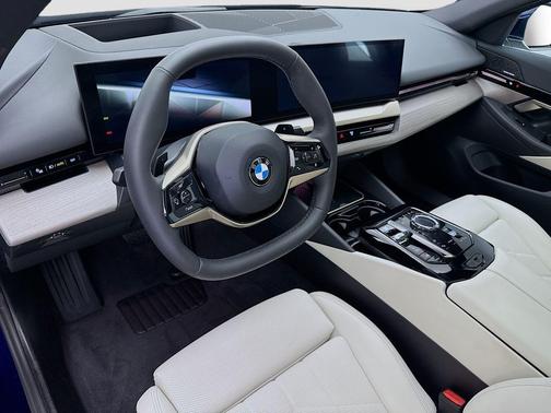 2024 BMW 530 i xDrive