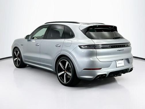 2026 Porsche Cayenne S
