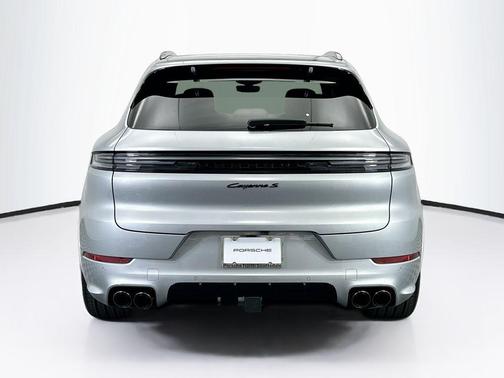 2026 Porsche Cayenne S