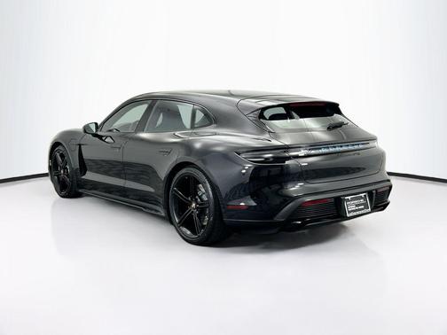 2023 Porsche Taycan GTS