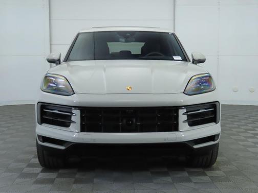 2025 Porsche Cayenne Cayenne