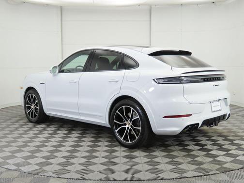 2025 Porsche Cayenne Cayenne