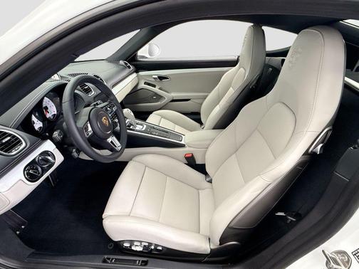 2025 Porsche 718 Cayman S