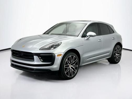 2023 Porsche Macan Base (PDK)