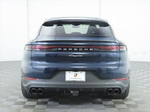 2024 Porsche Cayenne