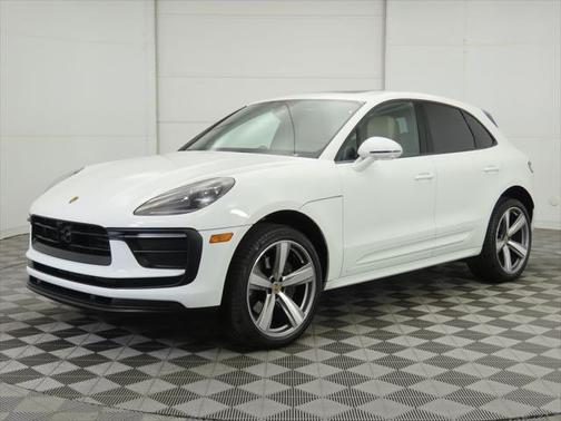 2024 Porsche Macan Base