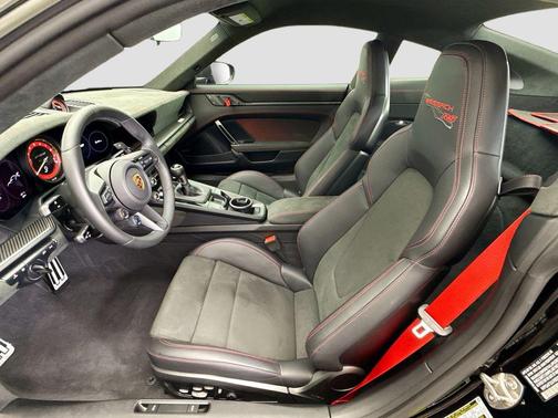 2025 Porsche 911 GT3 RS