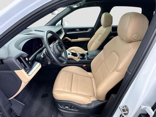 2025 Porsche Cayenne Cayenne