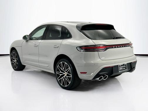 Chalk 2024 Porsche Macan Macan
