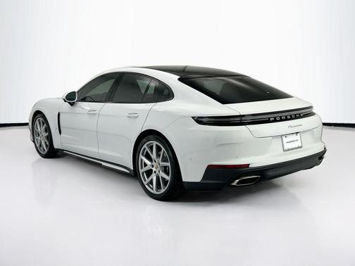 Carrara White Metallic 2026 Porsche Panamera