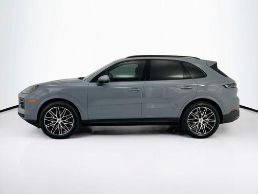 Arctic Grey 2026 Porsche Cayenne Cayenne