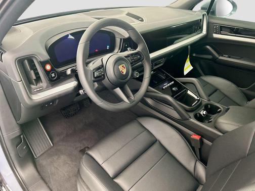 Arctic Grey 2026 Porsche Cayenne Cayenne