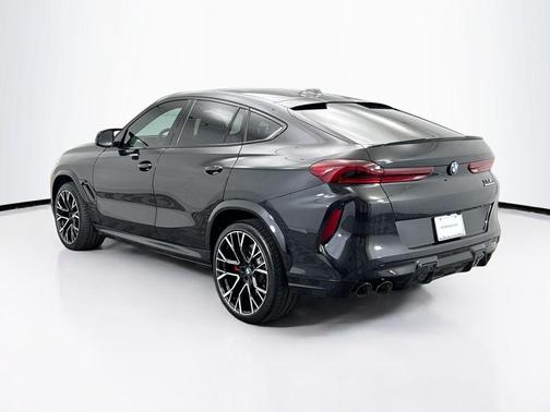 2025 BMW X6 M Base