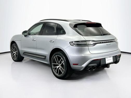 2026 Porsche Macan T
