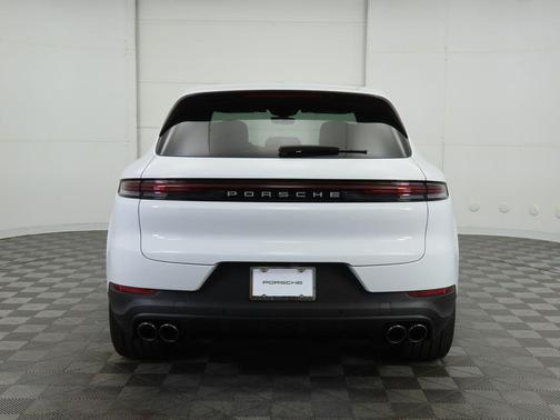 2025 Porsche Cayenne Cayenne