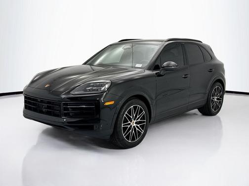 Chromite Black Metallic 2026 Porsche Cayenne Cayenne