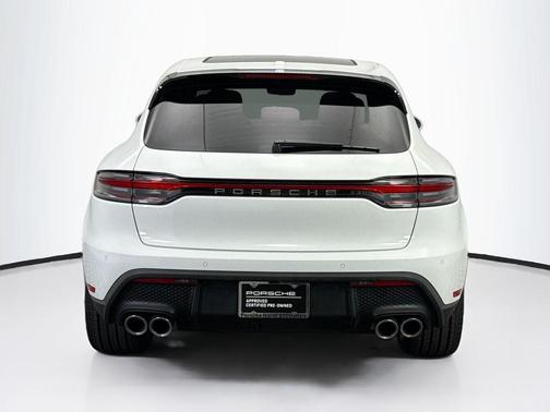 2025 Porsche Macan 