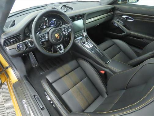 2018 Porsche 911 Turbo S