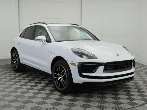 2025 Porsche Macan 