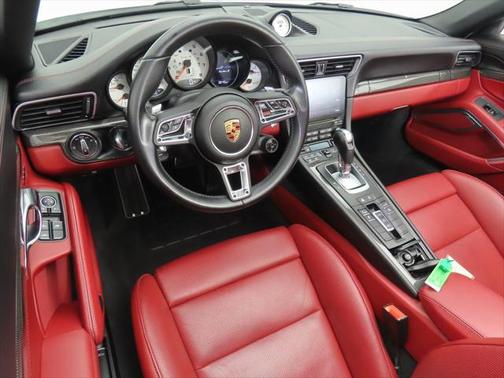 2017 Porsche 911 Turbo S