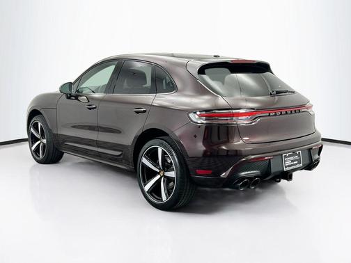 2023 Porsche Macan T