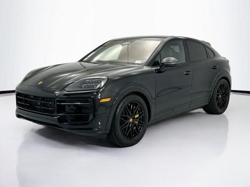 Chromite Black Metallic 2026 Porsche Cayenne GTS