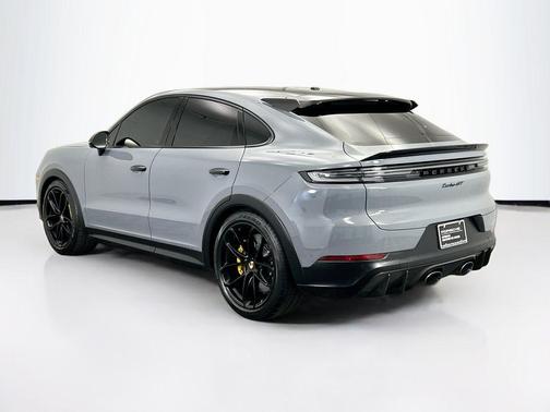 2026 Porsche Cayenne Turbo GT