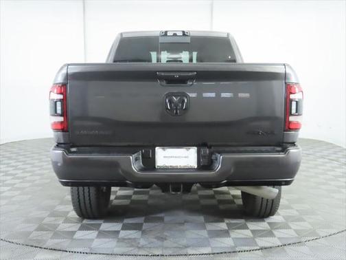 2022 RAM 2500 Laramie Crew Cab 4x4 6'4' Box