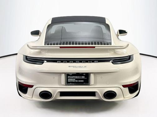2022 Porsche 911 Turbo S