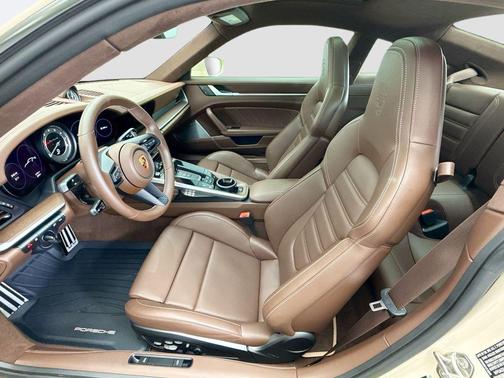 2022 Porsche 911 Turbo S