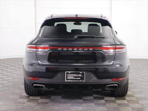2020 Porsche Macan Base