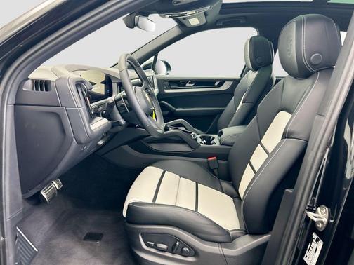 2026 Porsche Cayenne S