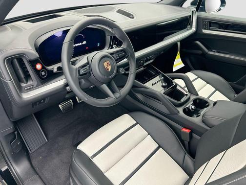 2026 Porsche Cayenne S