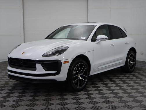 2025 Porsche Macan 