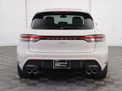 2024 Porsche Macan Base