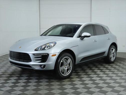 2015 Porsche Macan S