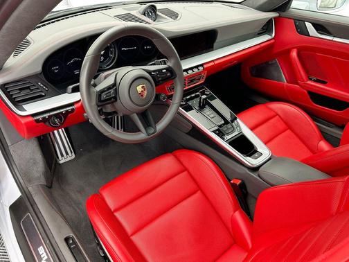 2024 Porsche 911 Carrera S