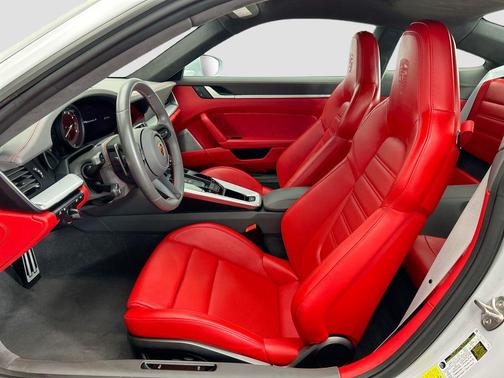 2024 Porsche 911 Carrera S