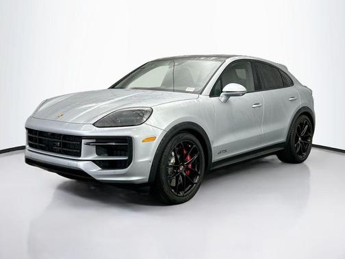 2026 Porsche Cayenne GTS