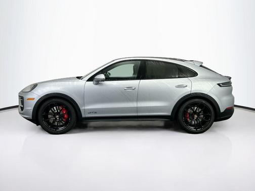 2026 Porsche Cayenne GTS