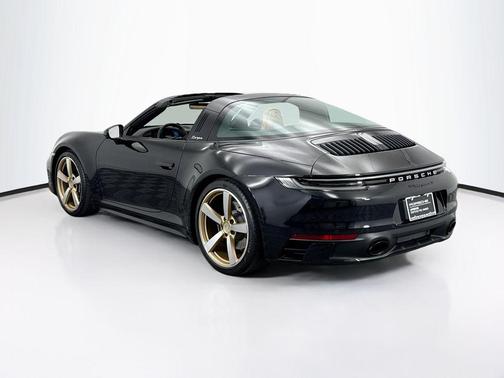 2024 Porsche 911 Targa 4S