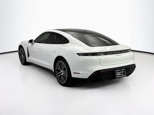 White 2022 Porsche Taycan