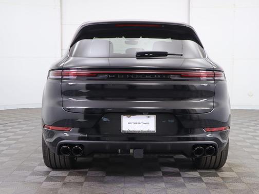 2025 Porsche Cayenne