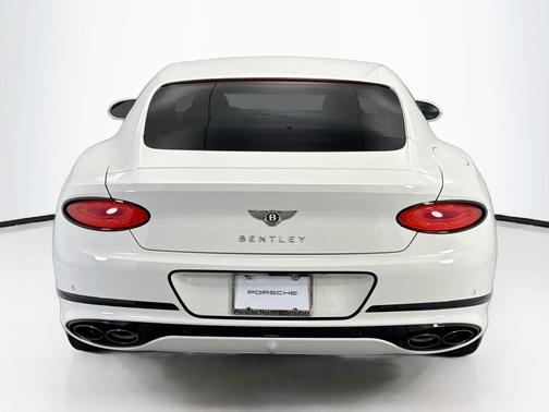 Glacier White 2020 Bentley Continental GT V8 First Edition