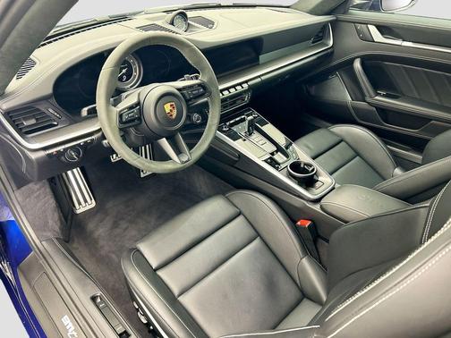 2024 Porsche 911 Turbo S