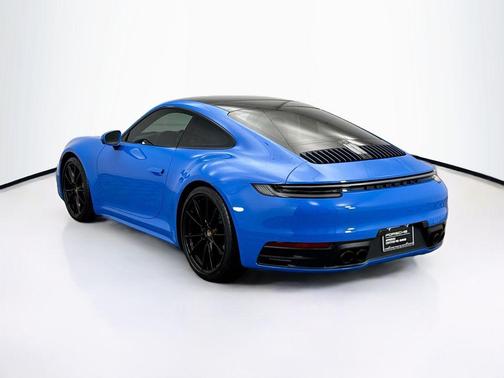 2024 Porsche 911 Carrera